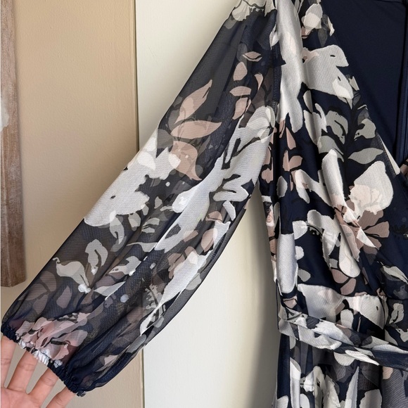 DKNY navy floral print chiffon maxi dress NWT - Picture 5 of 10